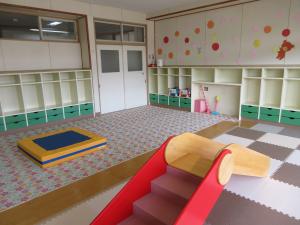 板倉ふれあい児童館のプレイルームの写真