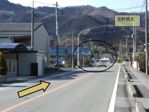 県道から福和田通へのT字路手前