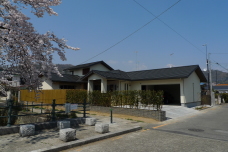 H邸～桜並木の家～の写真