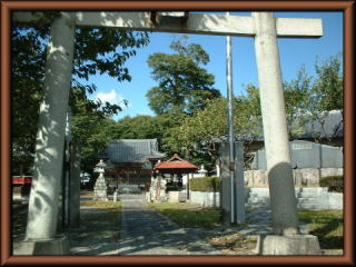 葉鹿公園に隣接している篠生神社の写真