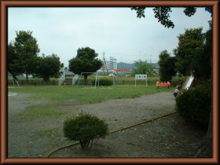 北郷公園の遊具広場の写真