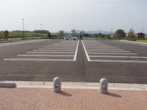 芝生エリア（五十部公園）の駐車場の写真