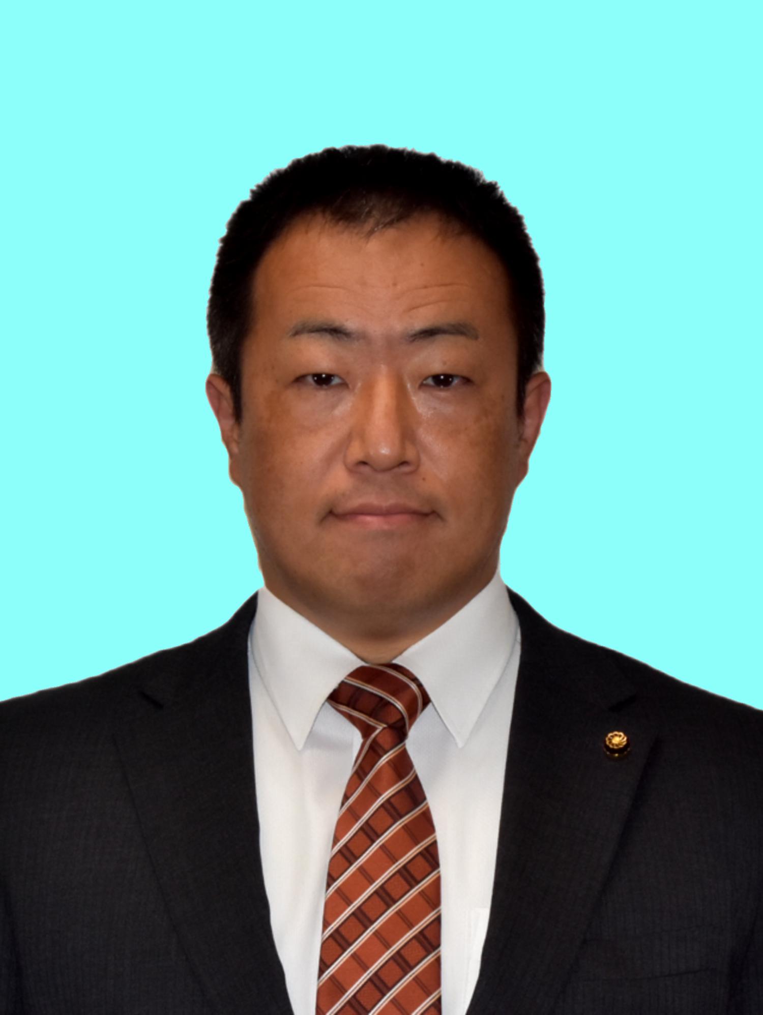 末吉利啓議員の写真