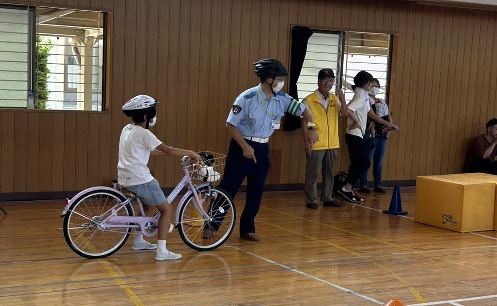 高齢者対象の自転車教室の写真