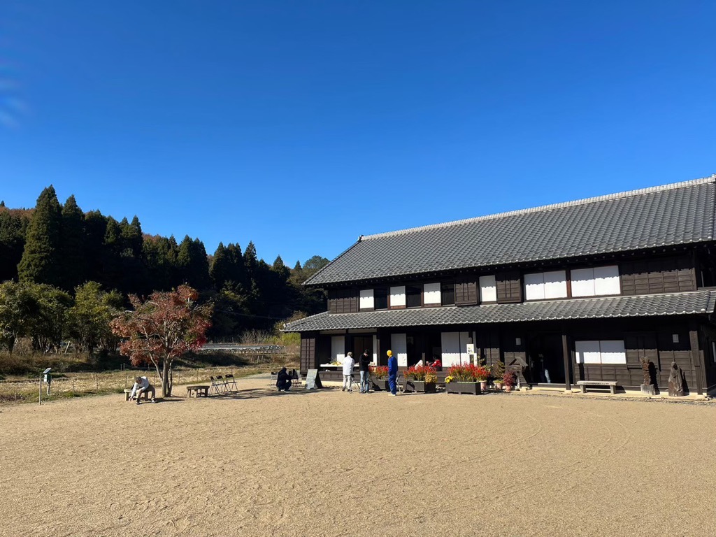 名草ふるさと交流館