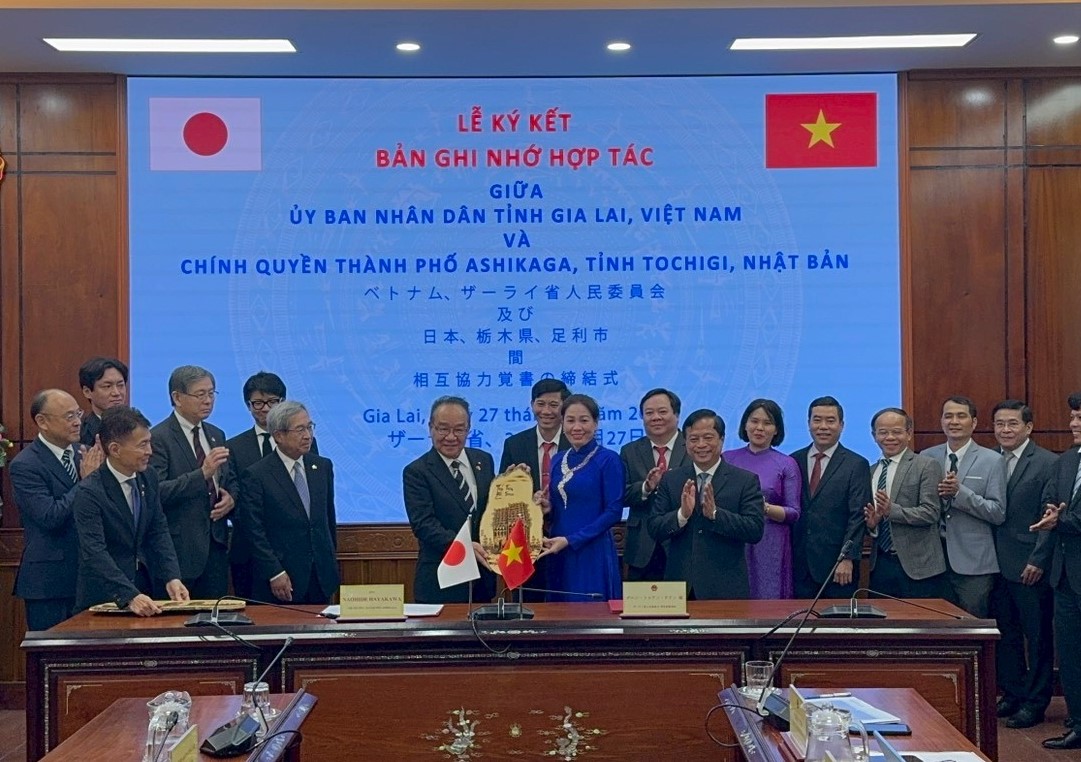 (5)20251027-2ザーライ省人民委員会表敬訪問 (280) トリミング編集済み