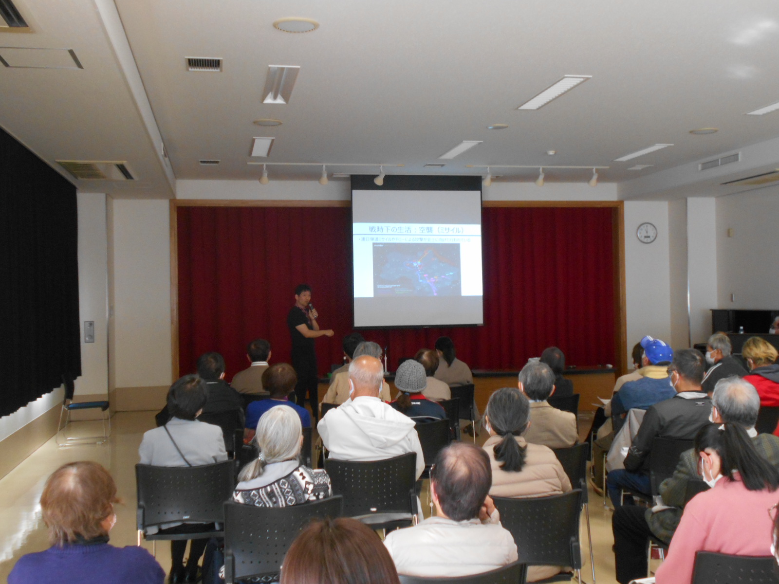 講演会全体の写真