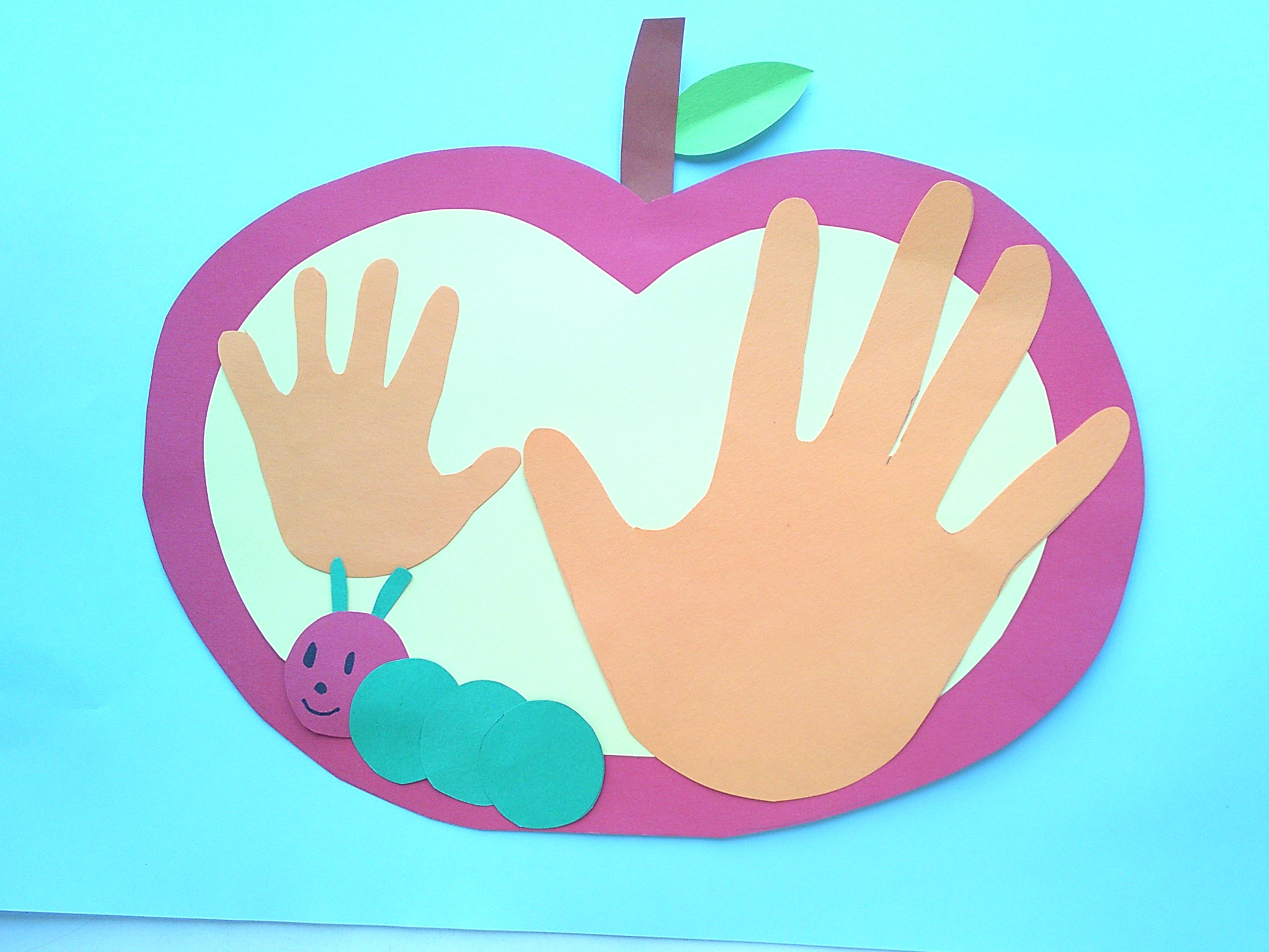 りんごとあおむし