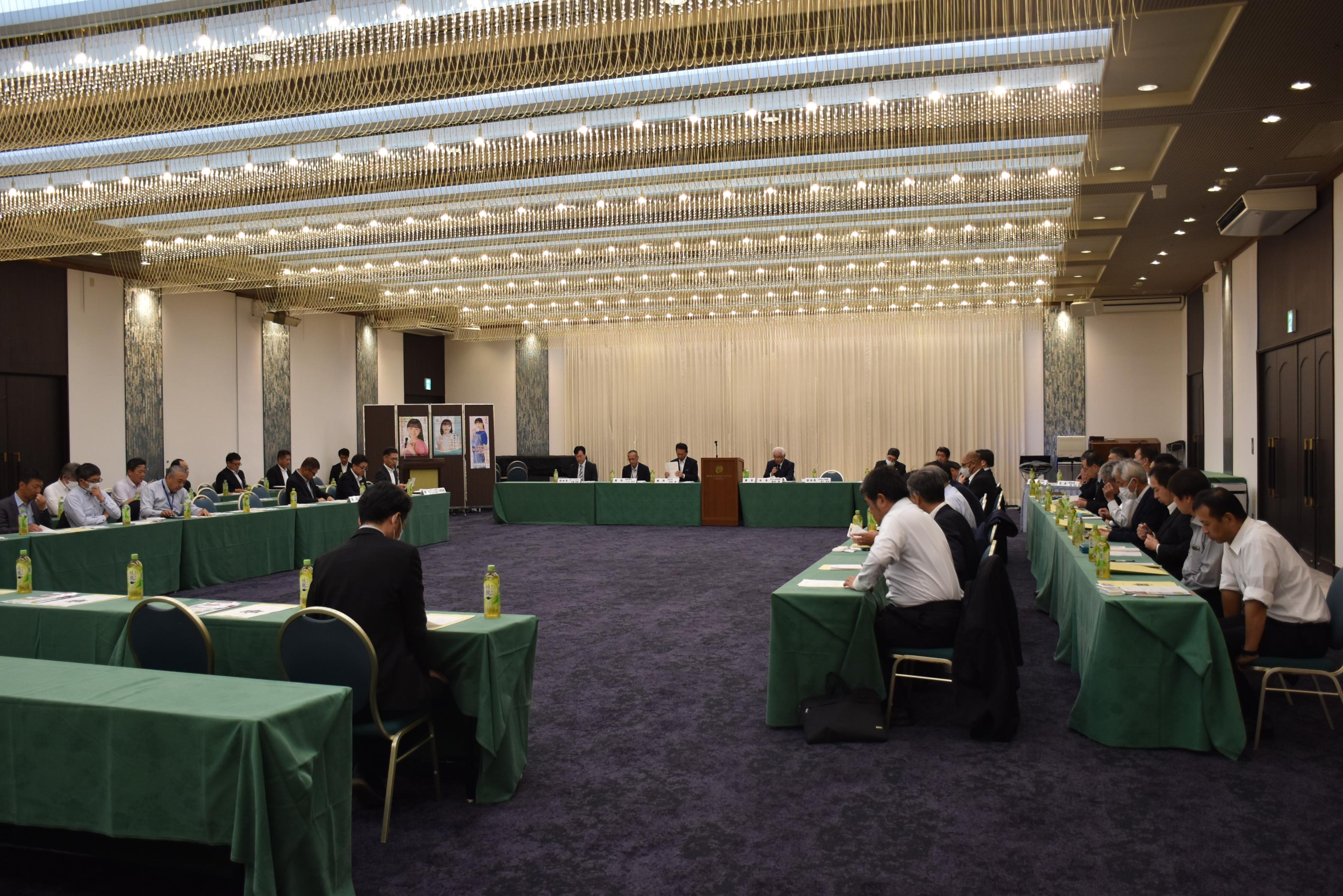 12総会全体の様子