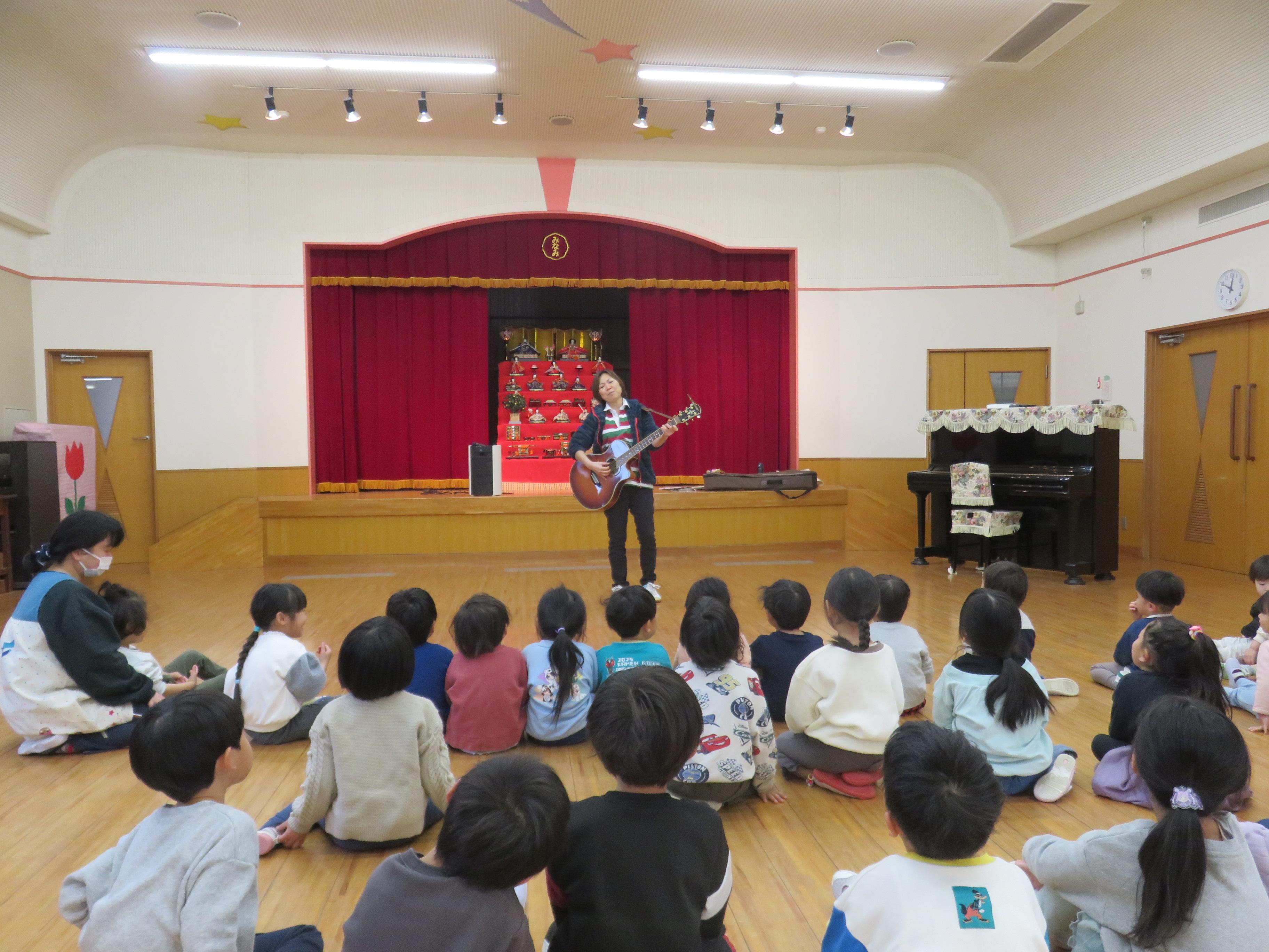 レクリエーションの様子の写真