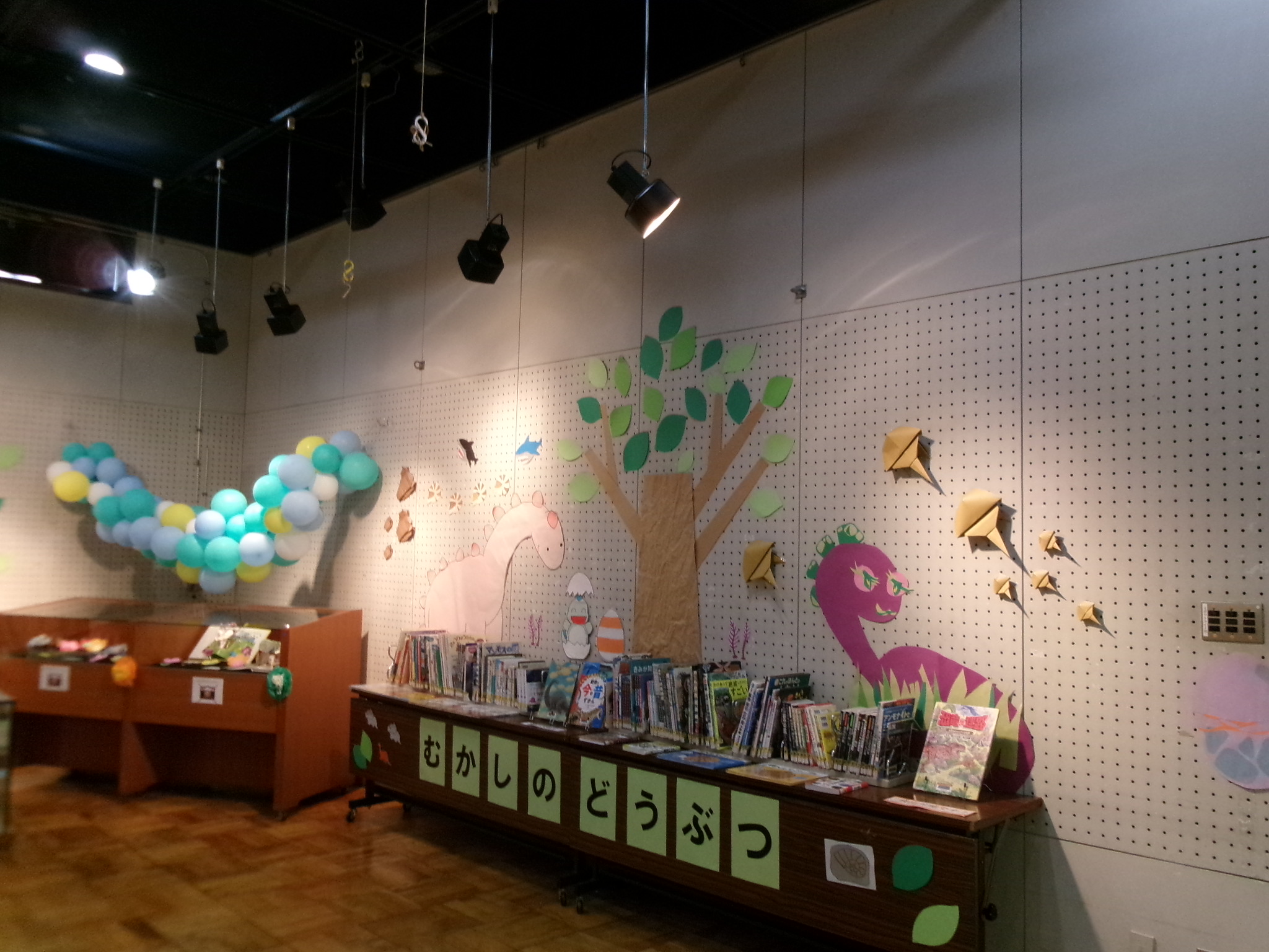 こどもの読書週間企画「きて♪みて☆どうぶつの本まつり」 こどもの読書週間企画「きて♪みて☆どうぶつの本まつり」